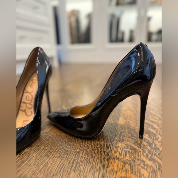 Sam Edelman Black Patent Heels - Picture 2 of 6